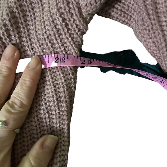 Open back  Ribbed Knit Sweater - Picture 4 of 6